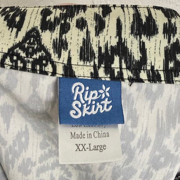 RipSkirt Hawaii Length 3 Pocket Skirt Black/ White Ikat Pattern Size XXL - Picture 3 of 4